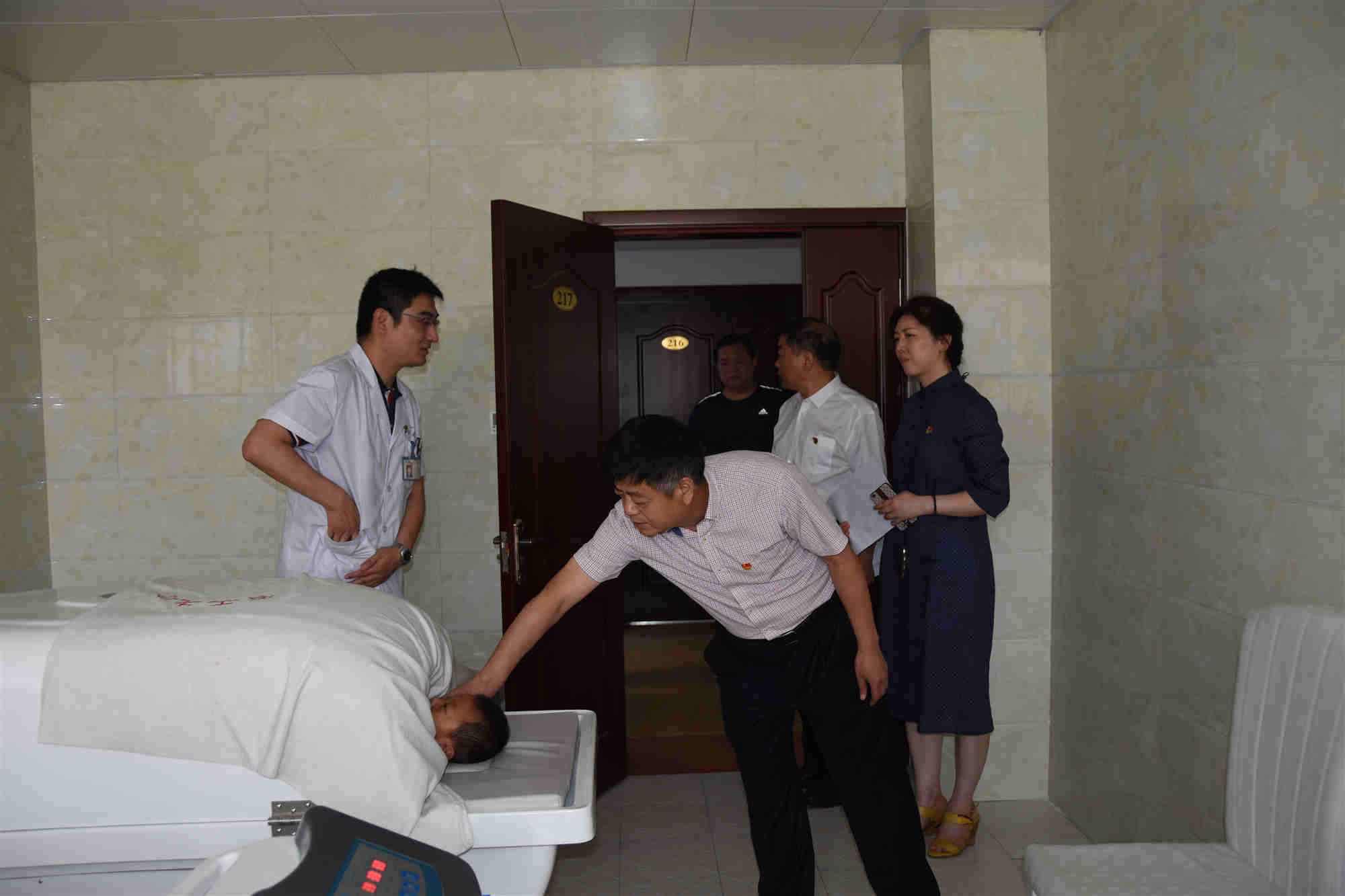 “阳光伴我行”集善明门儿童轮椅河南项目 洛龙区捐赠仪式