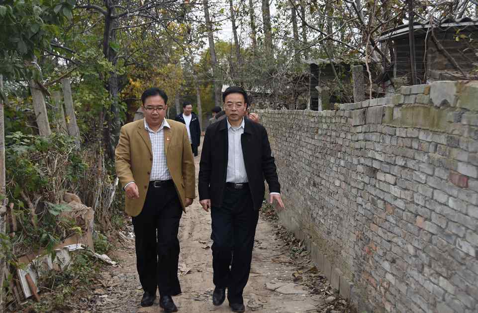 市总工会党组书记、常务副主席杜中岳到我院调研指导工作