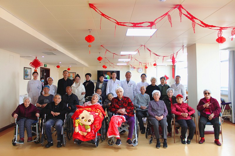 河南省工人龙门疗养院爱心捐赠仪式