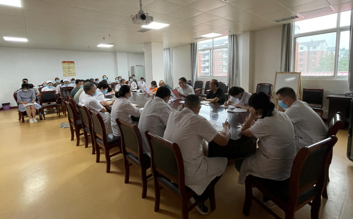 河南省工人龙门疗养院召开“市委号召干事创业、立足本职我该怎么办” 大讨论活动