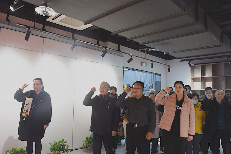 河南省工人龙门疗养院参观洛阳工运史馆