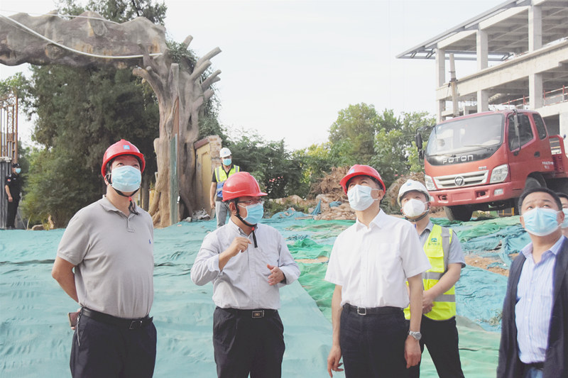 省人大常委会副主任、省总工会主席李公乐同志考察调研龙门疗养院
