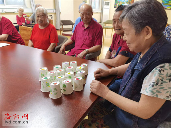 河南省工人龙门疗养院：积极开展健康活动 提升老人保健意识